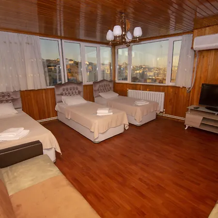 Hotel Desina Deluxe