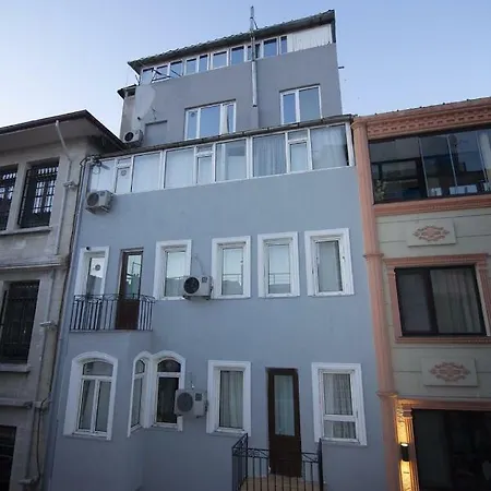 Desina Deluxe Otel *