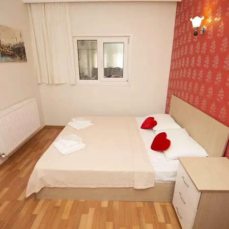 Desina Deluxe Otel *